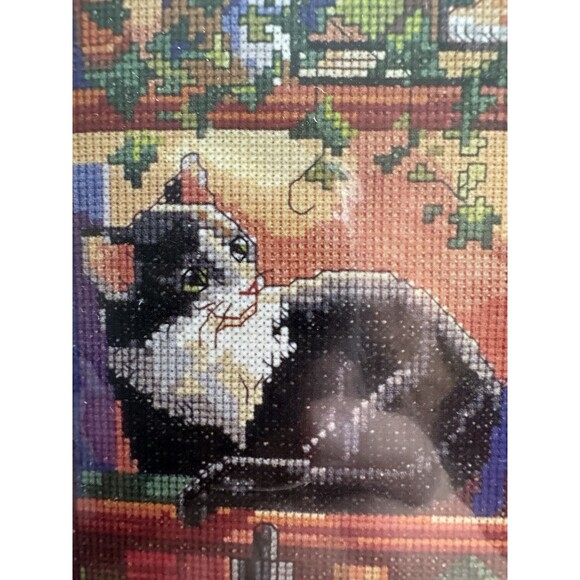 Vintage Bucilla Counted Cross Stitch Kit "Curiosity" Cat Kitty Bookshelf 41487 - Picture 3 of 7
